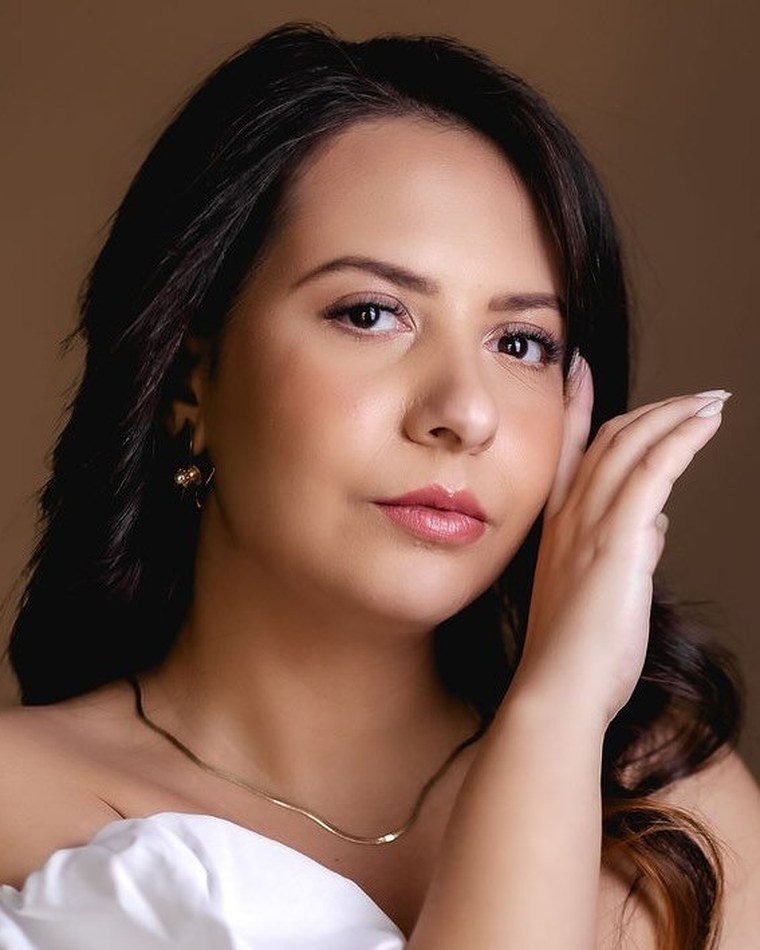 Mariana, fundadora e lash designer da Labella Beauty