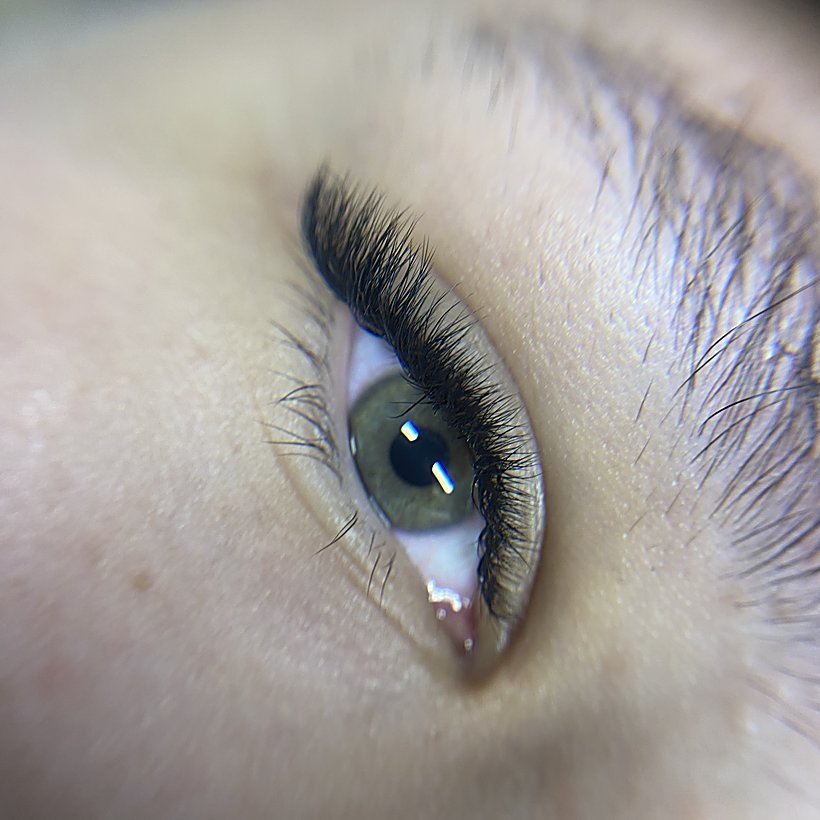 Fox eyes: alongamento de cílios em Campinas